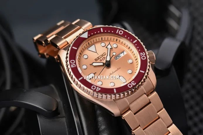 Seiko 5 Sports 55th Anniversary Limited Edition Rose Gold Dial Rose Gold Steel Strap Watch for Men - SRPK08K1 - Image 4